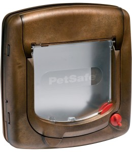 PetSafe 4 Way Locking Deluxe Cat Flap - Wood Grain