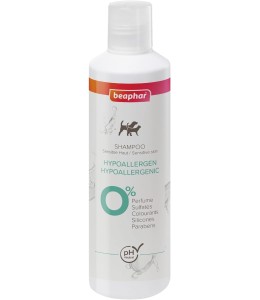Beaphar Sensitive Skincare Hypoallergenic Shampoo for Cats and Dogs 250 ml