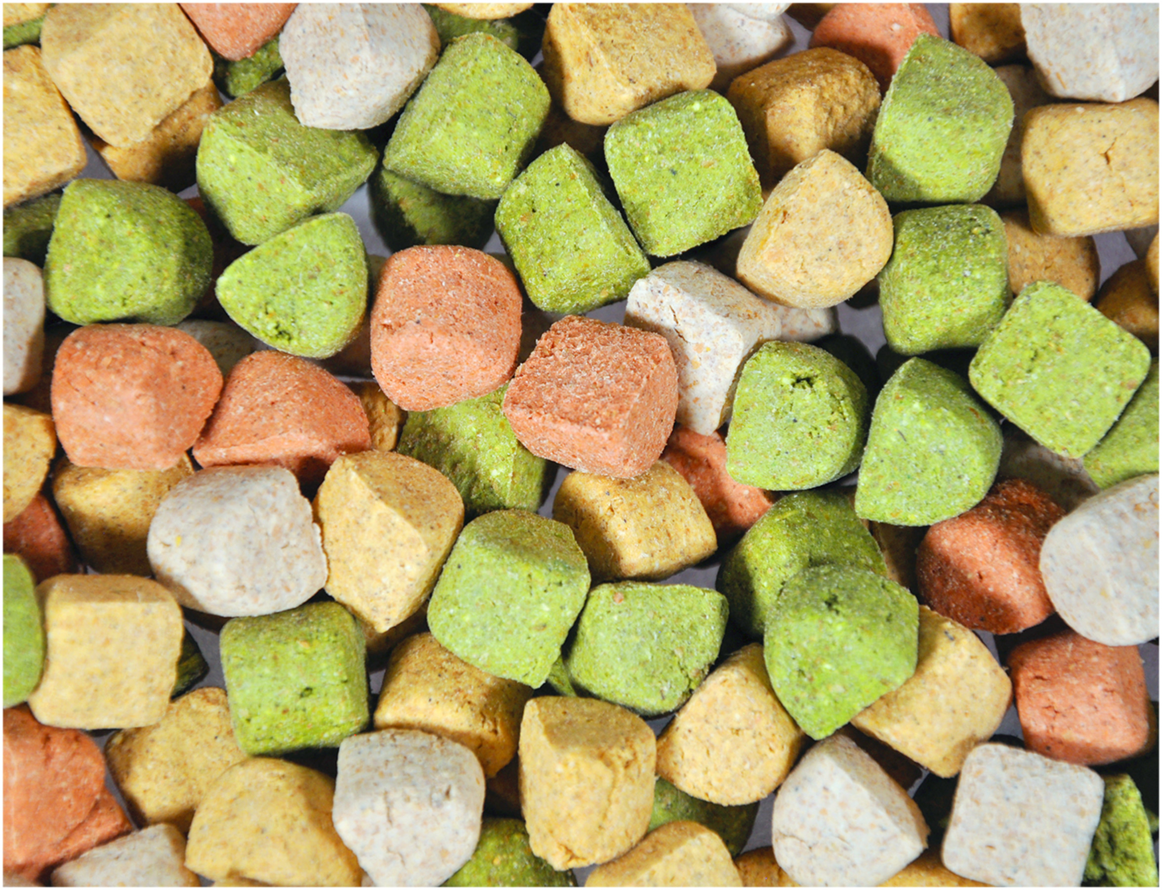 Expiring On-  05/02/2026- Vadigran Snack Dog Biscuits Trainer Mix - 500g