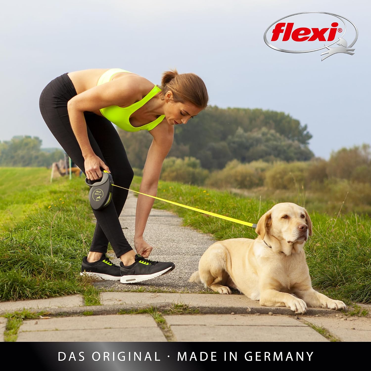 Flexi Giant Retractable Tape Lead M 8m - Black/Neon