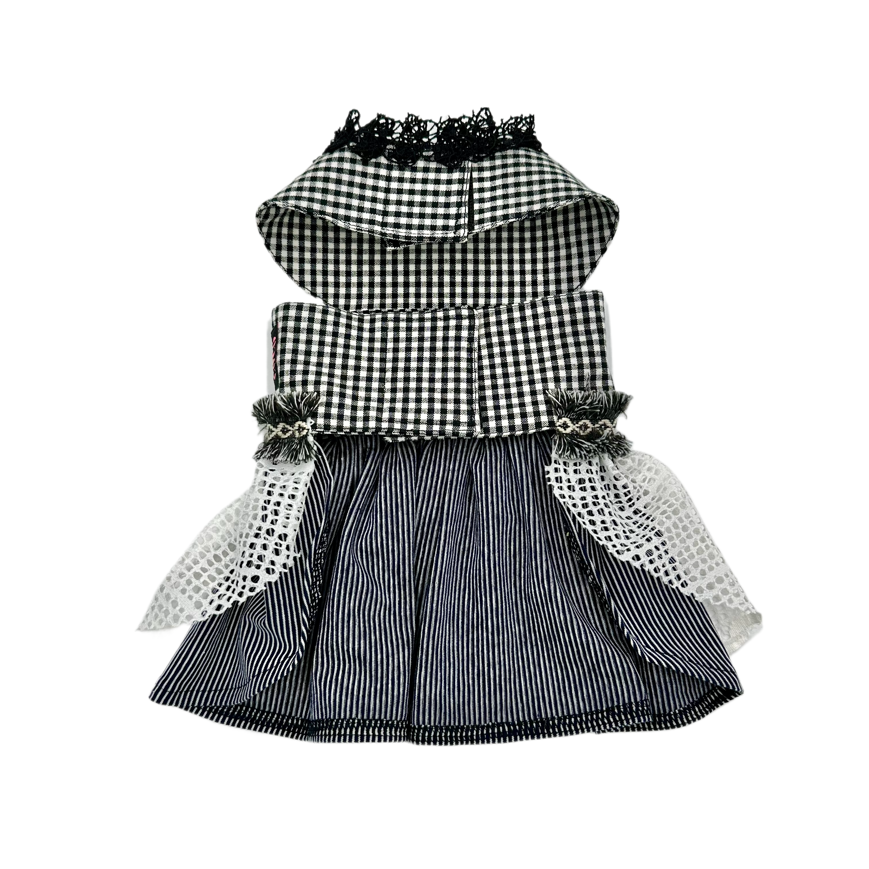Pawda Lace Dress Black (Medium)